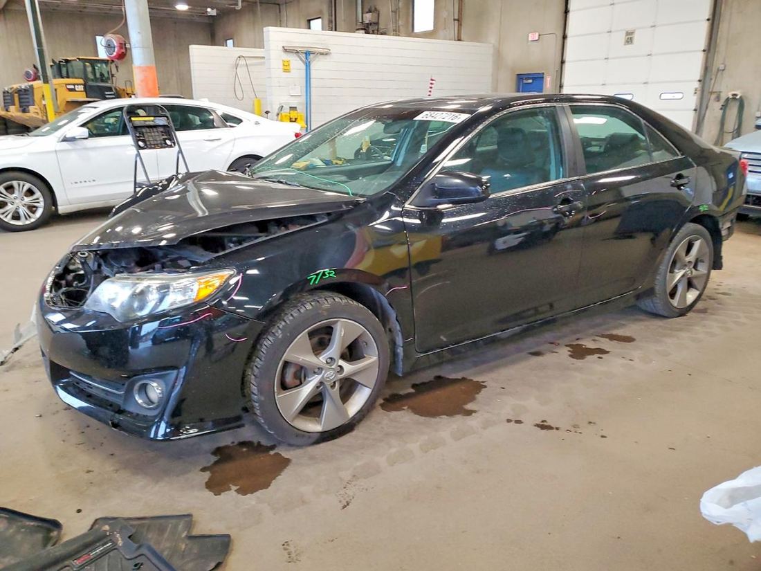 2012 TOYOTA CAMRY