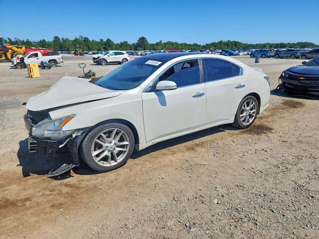 2014 NISSAN MAXIMA