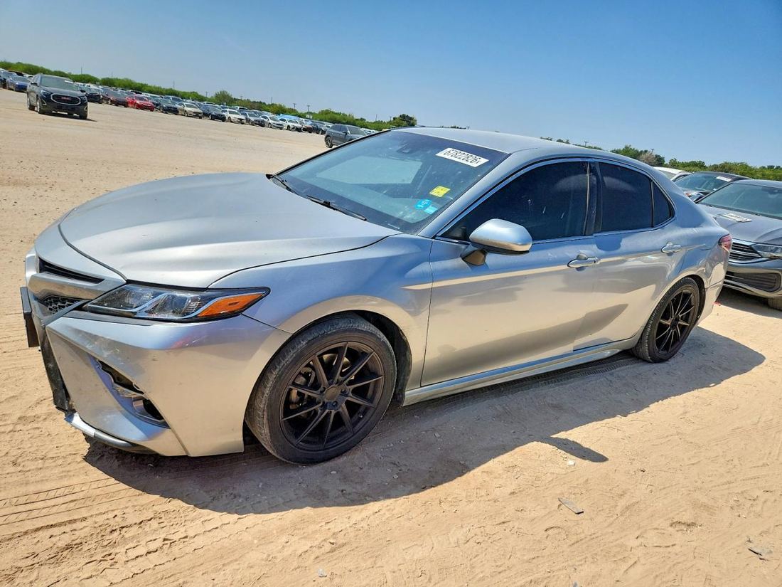 2018 TOYOTA CAMRY HYBRID