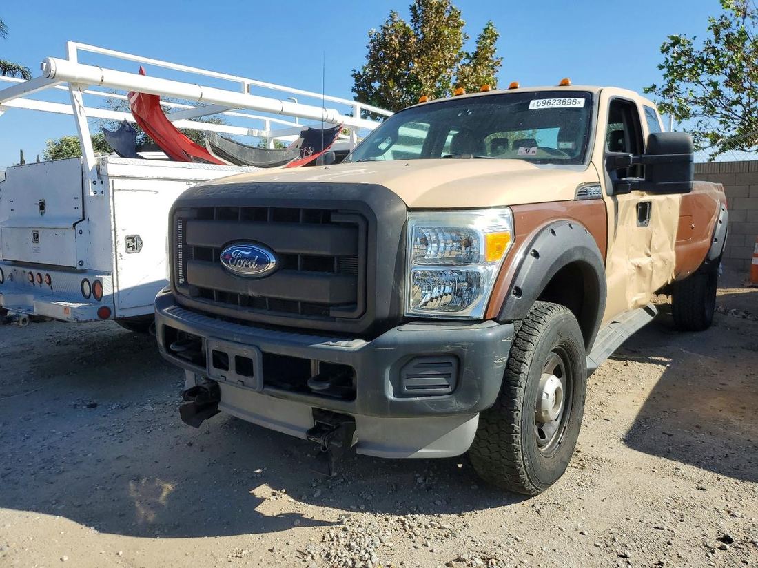2011 FORD F350