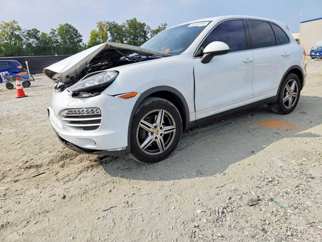 2014 PORSCHE CAYENNE
