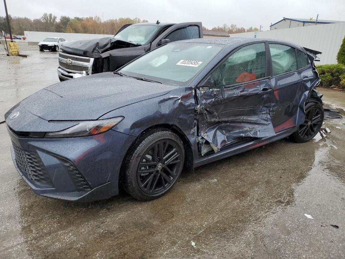 2026 TOYOTA CAMRY