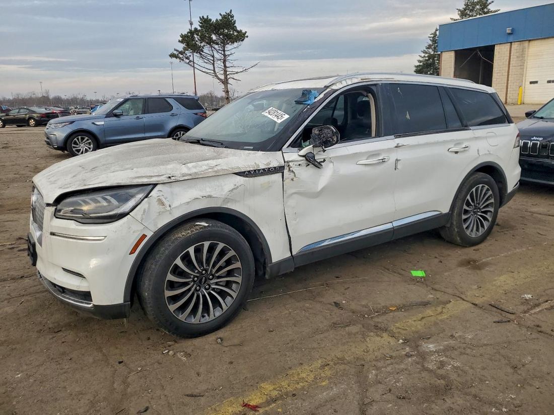 2023 LINCOLN AVIATOR