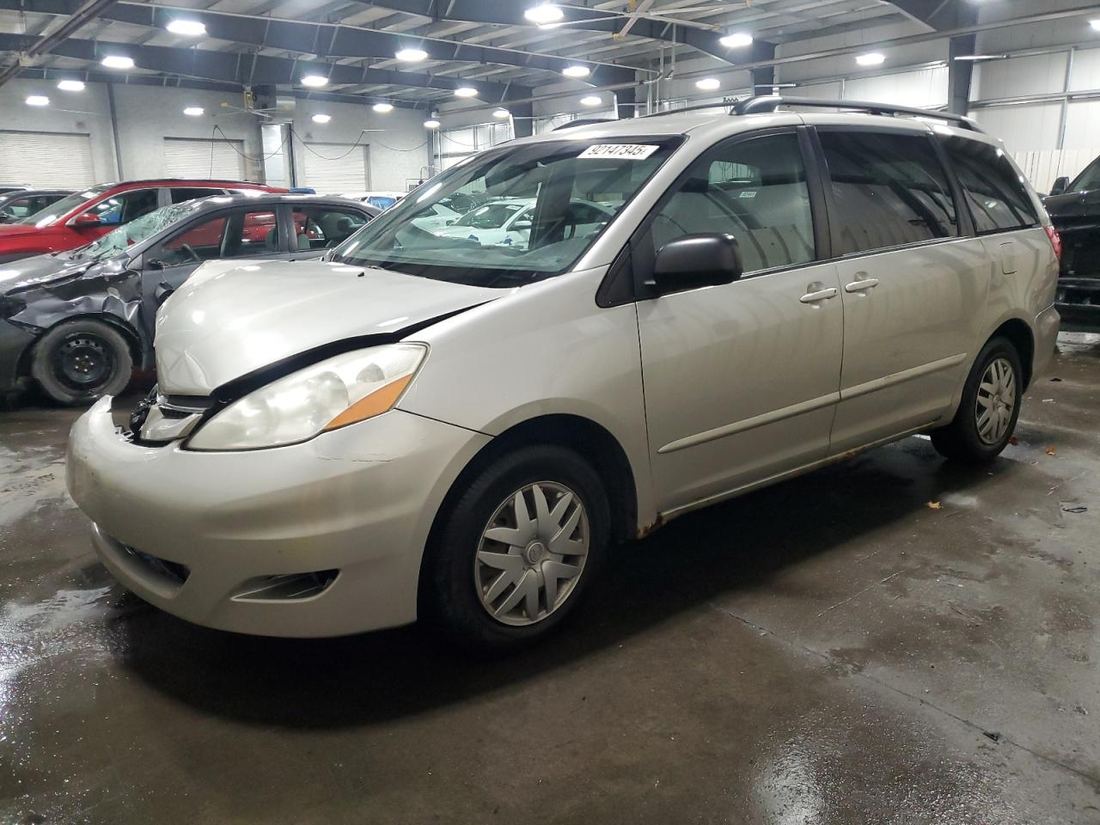 2009 TOYOTA SIENNA