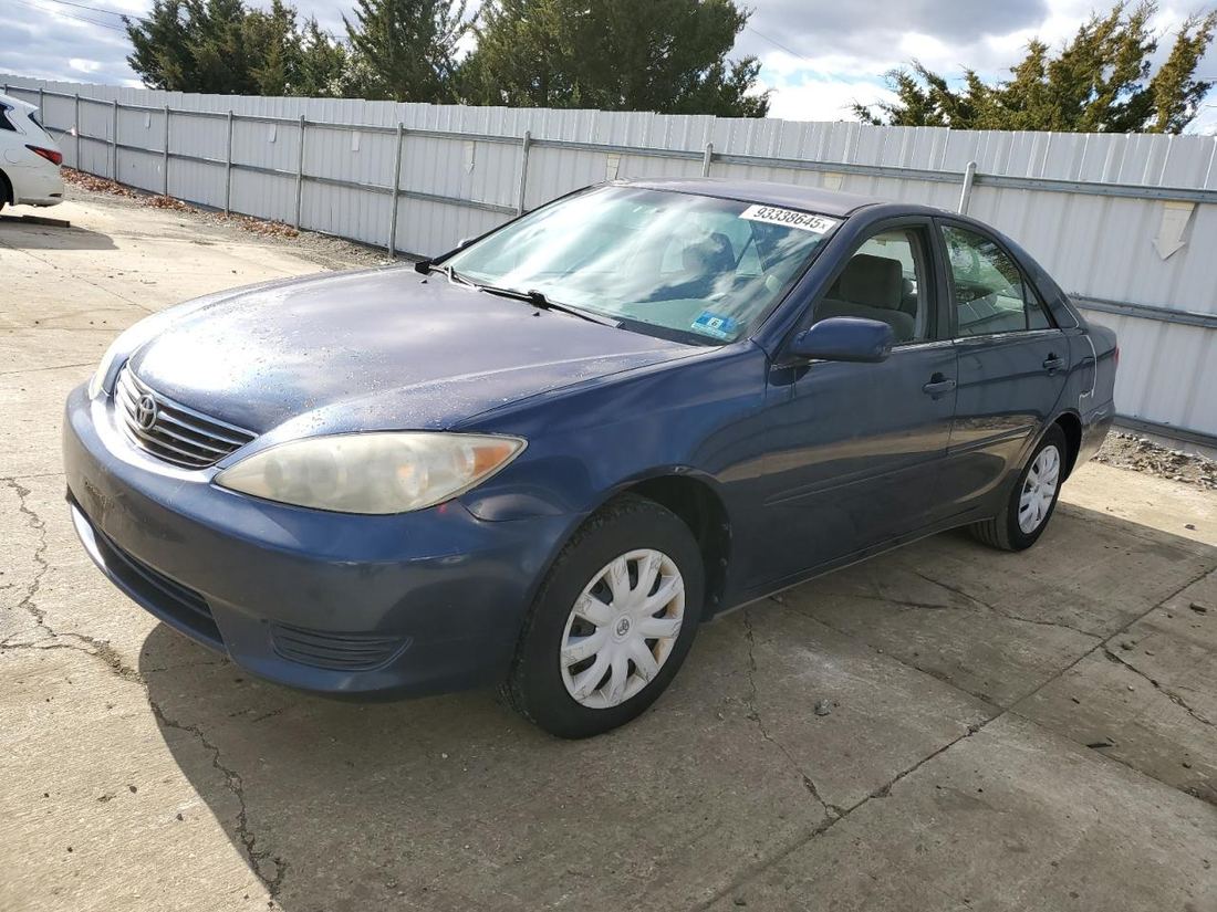 2005 TOYOTA CAMRY