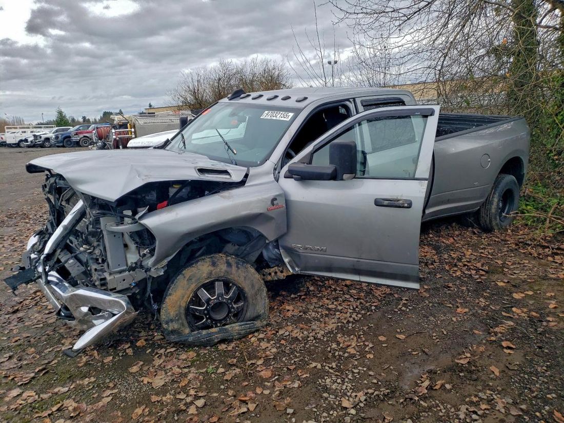2022 RAM 3500