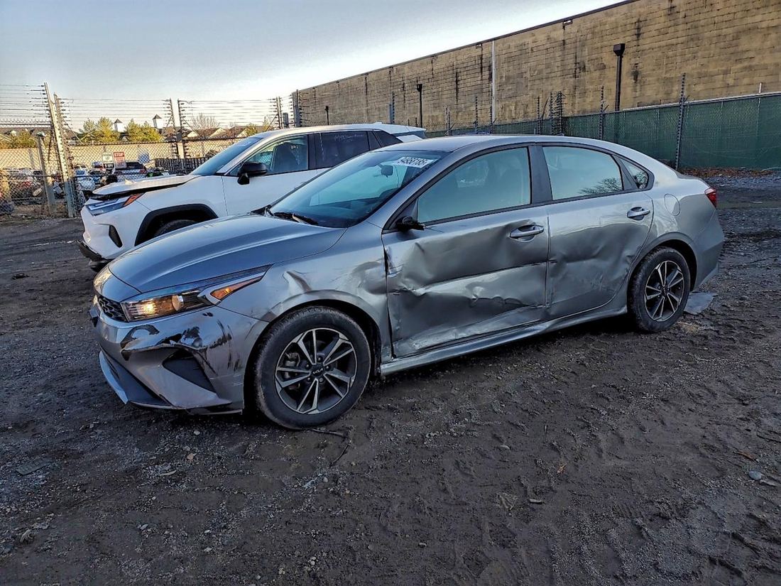 2023 KIA FORTE