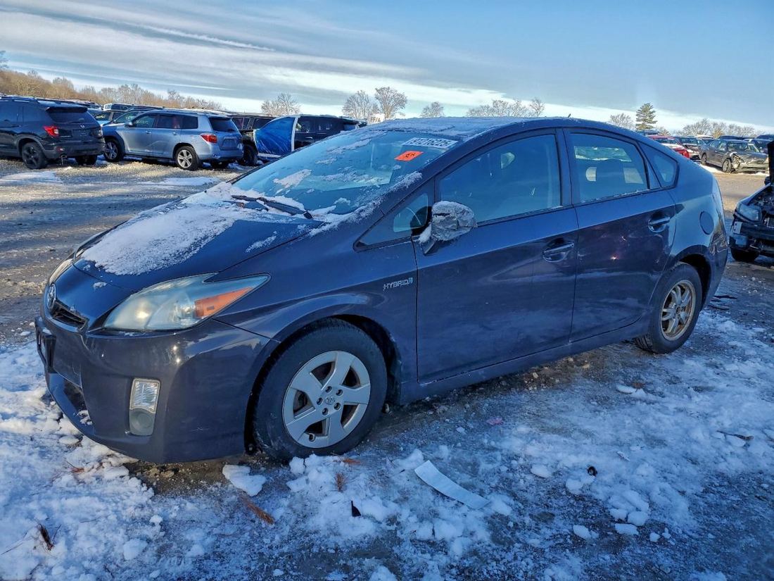 2011 TOYOTA PRIUS