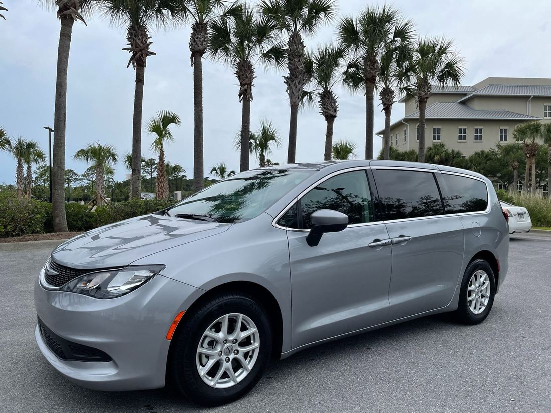 2021 Chrysler LX