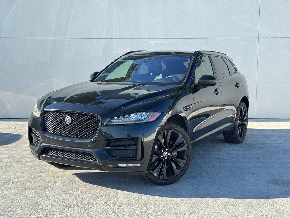 2018 Jaguar R-Dynamic SE