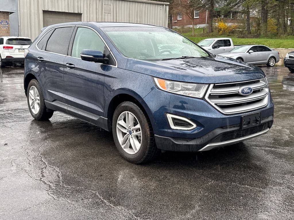 2017 Ford SEL