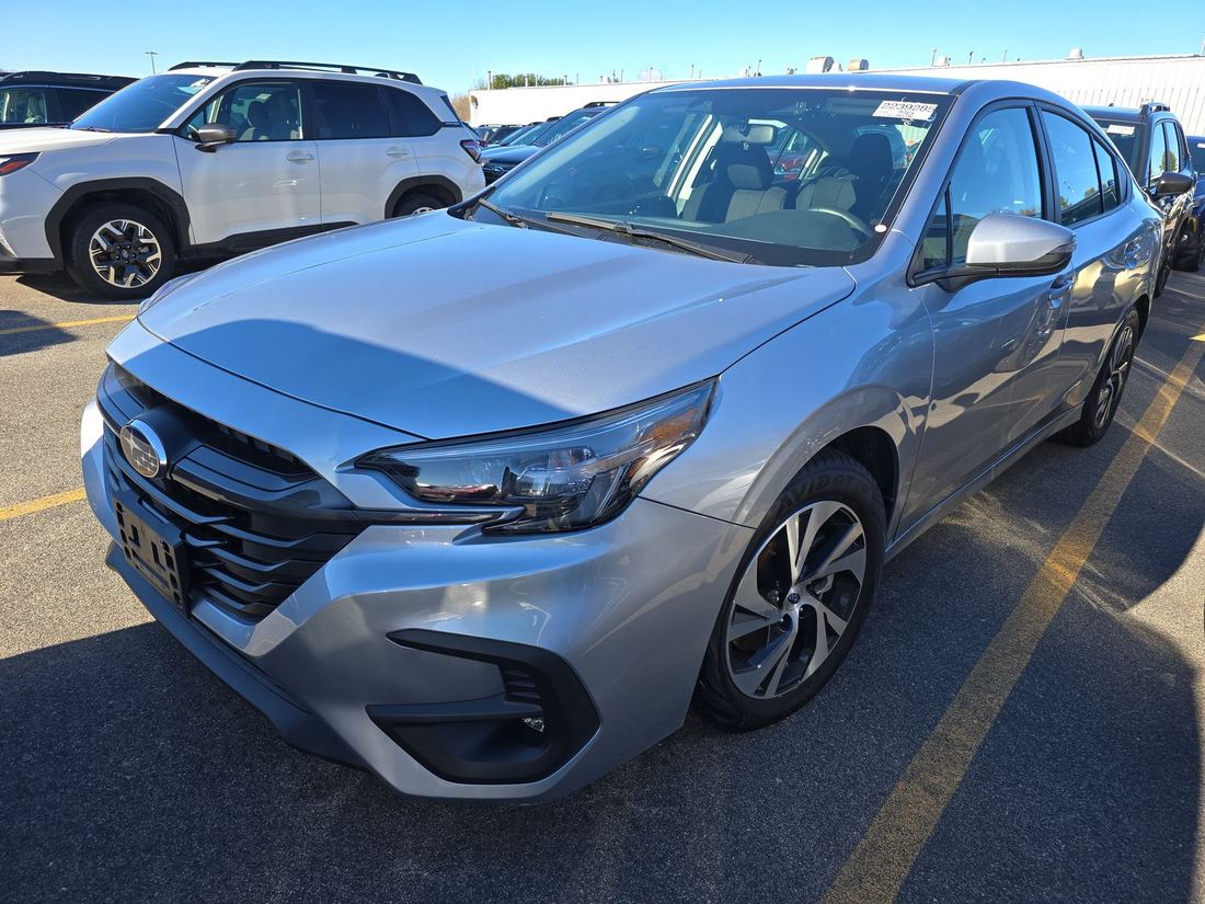 2025 SUBARU Premium