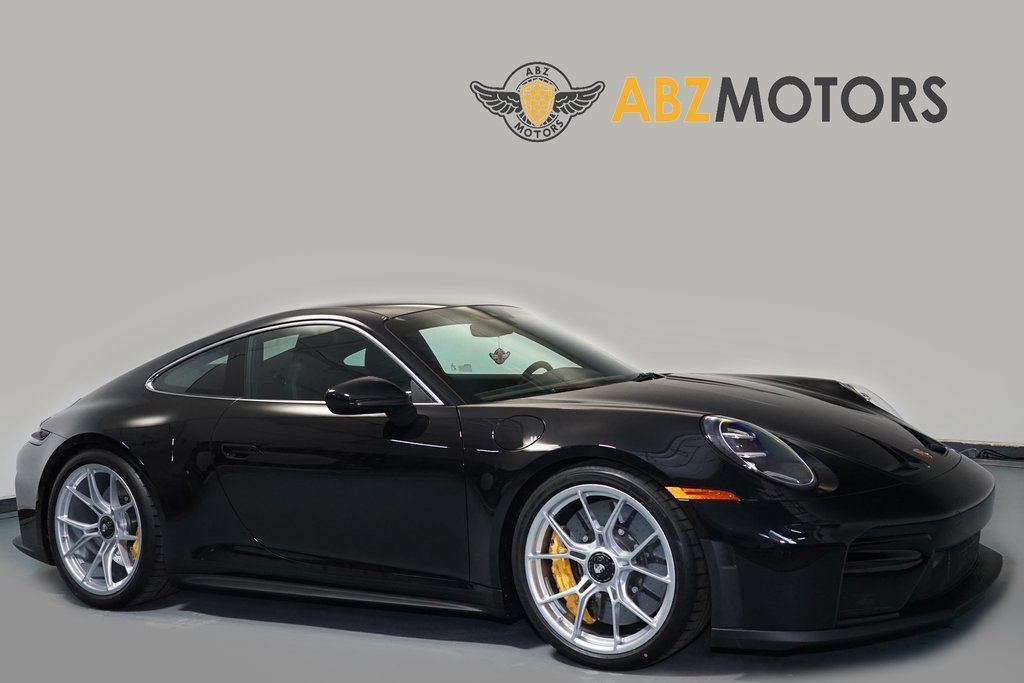 2026 Porsche GT3, GT3 w/ Touring Package