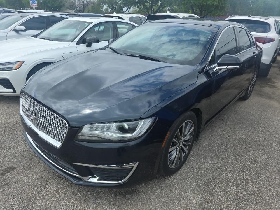2020 Lincoln Standard