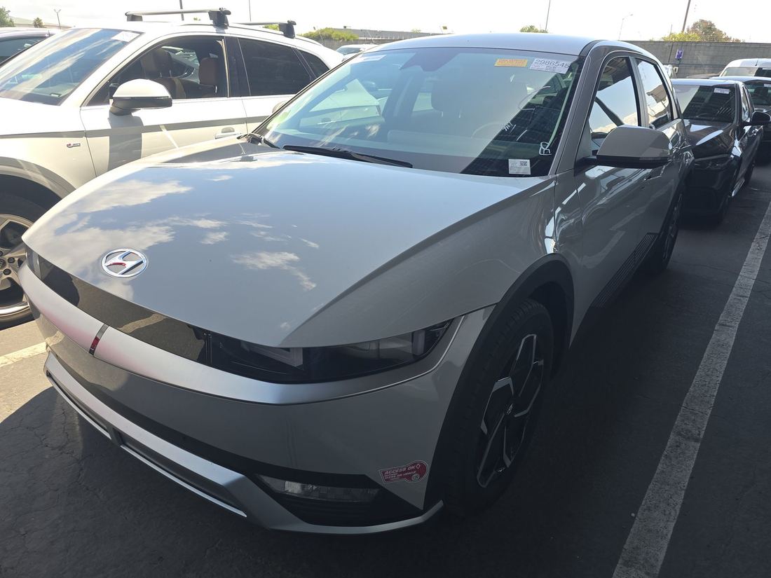 2024 HYUNDAI SEL