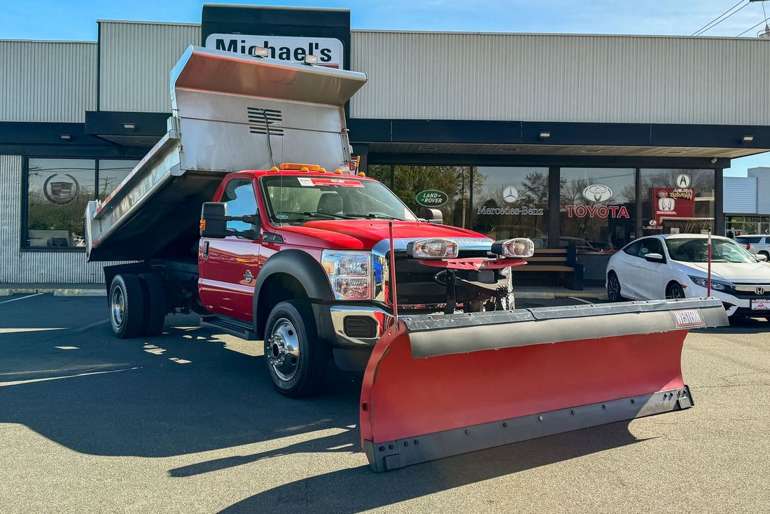 2016 Ford Super Duty - Dual Rear Wheel