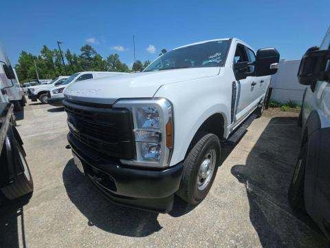 2024 Ford F-Series Super Duty-Single Rear Wheels