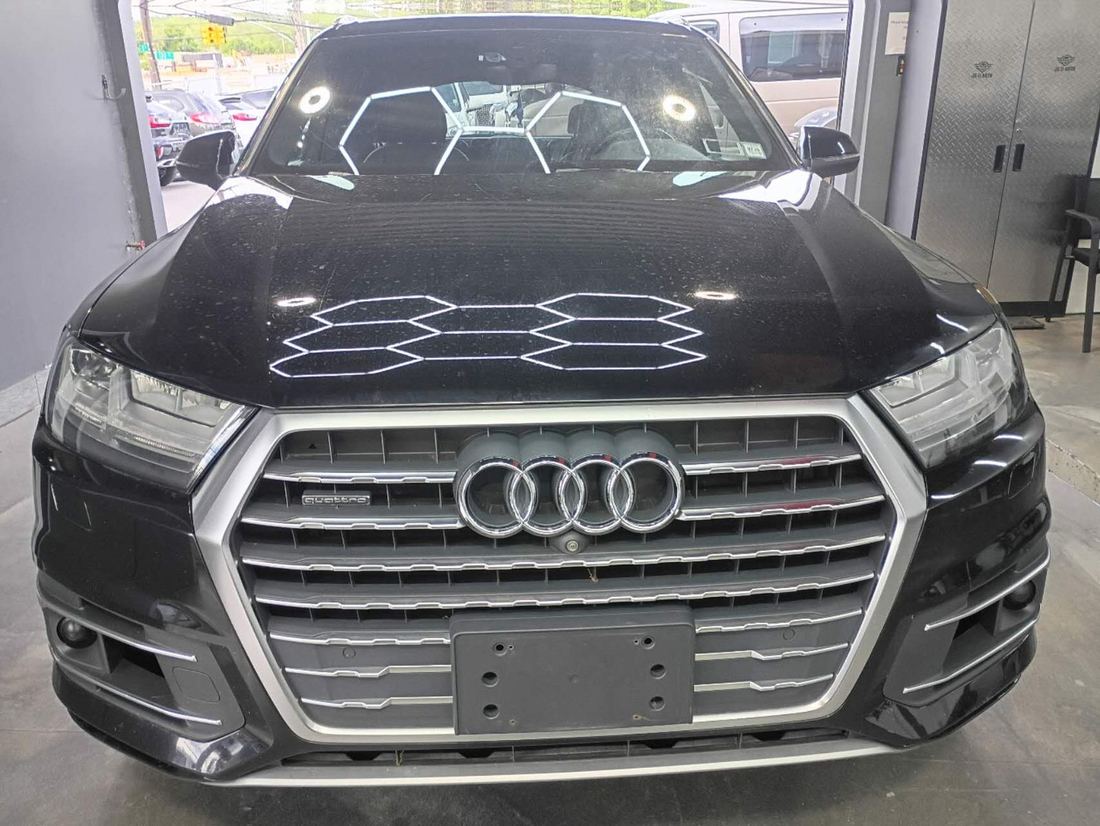 2017 Audi quattro Premium Plus