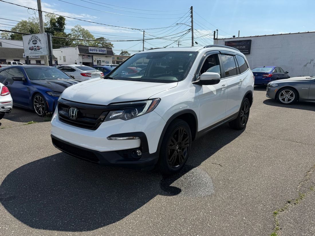 2022 Honda SE