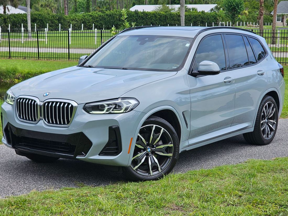 2022 BMW sDrive30i