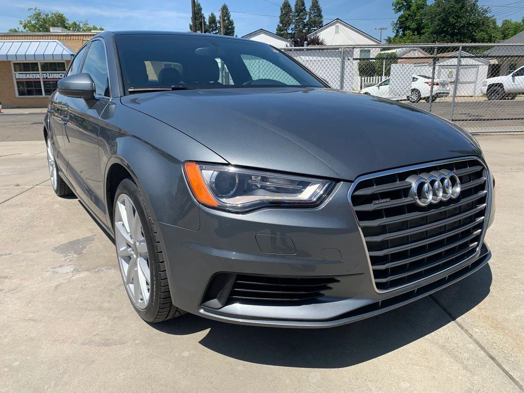 2015 Audi quattro Premium Plus