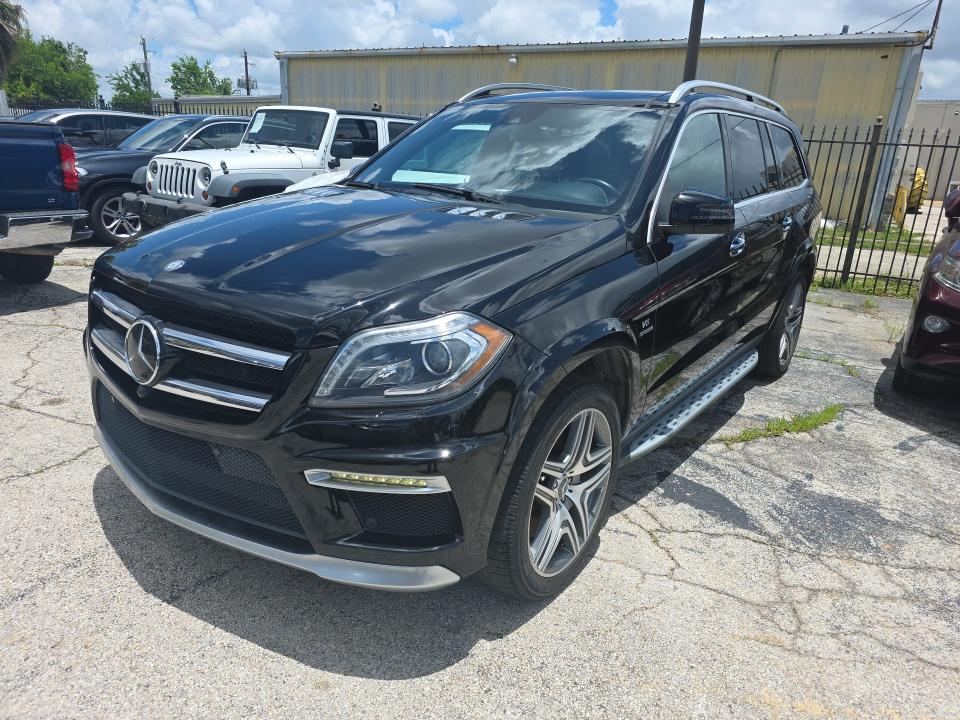 2015 Mercedes-Benz GL63 AMG