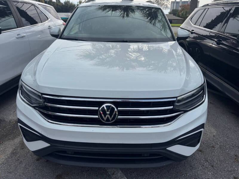 2023 Volkswagen S