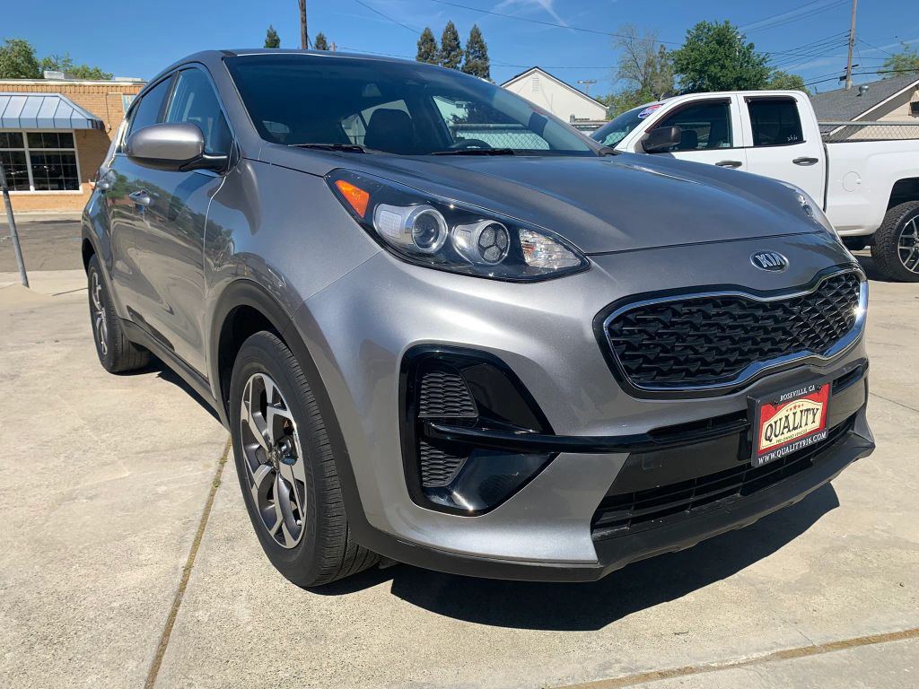 2021 Kia LX