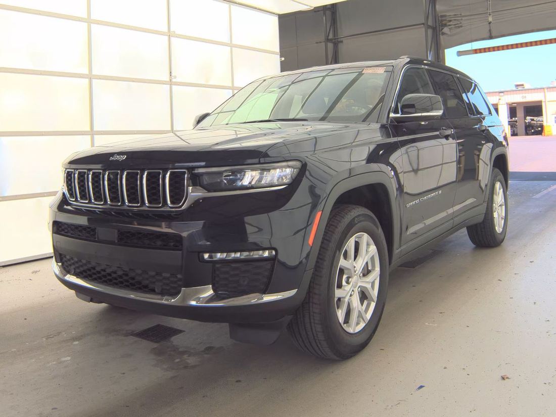 2023 JEEP Limited