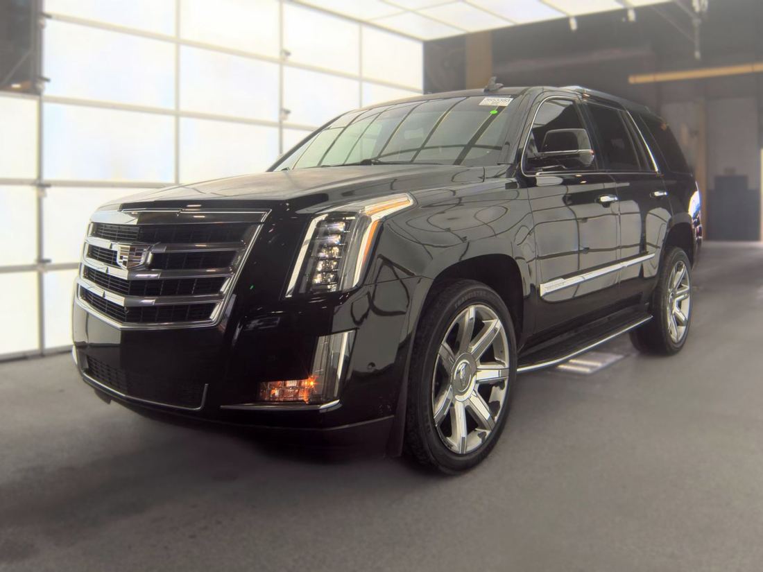 2018 CADILLAC Luxury