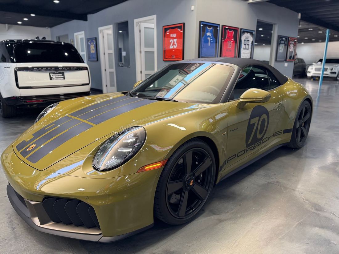 2026 Porsche Carrera GTS, Carrera 4 GTS