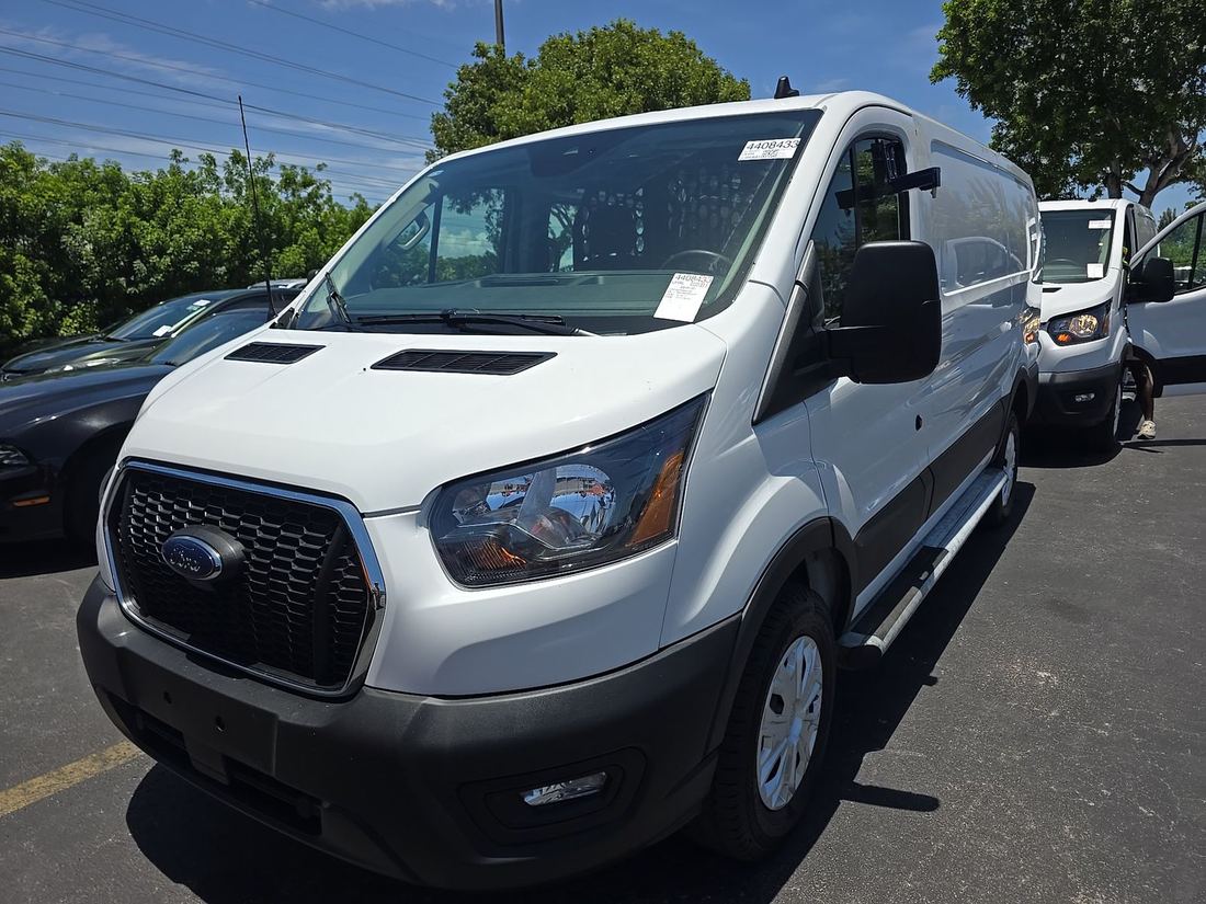 2025 FORD 250
