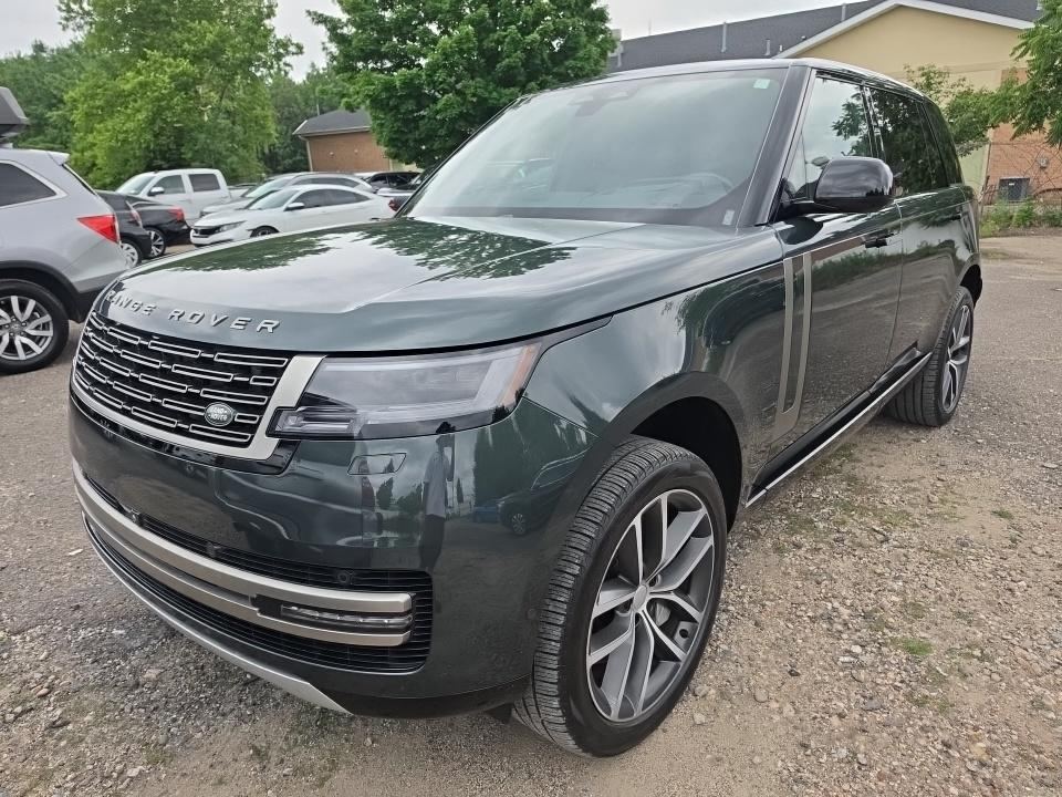2024 Land Rover SE