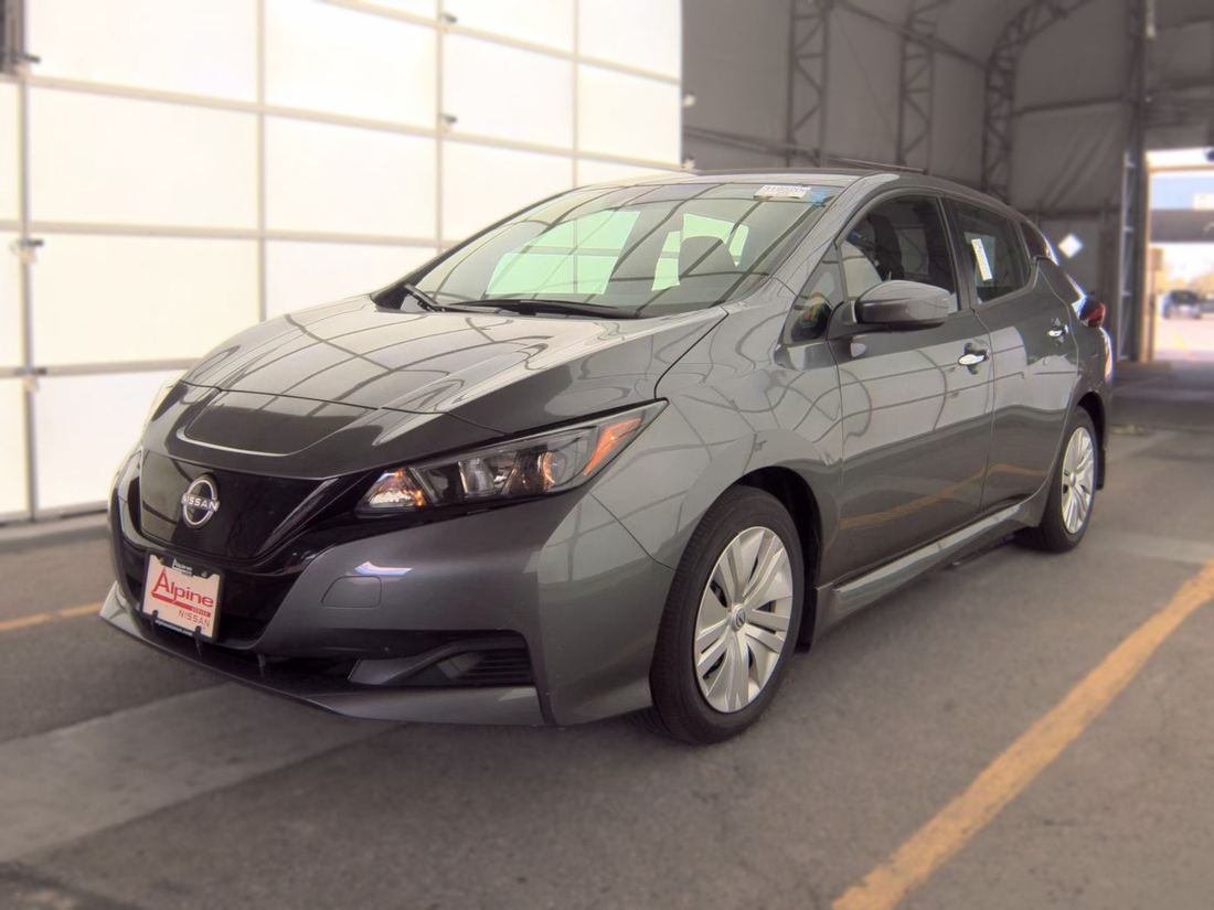 2025 NISSAN S