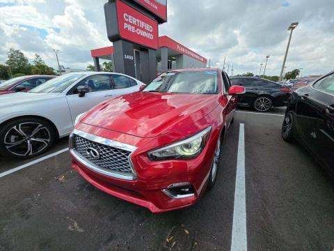 2022 INFINITI LUXE