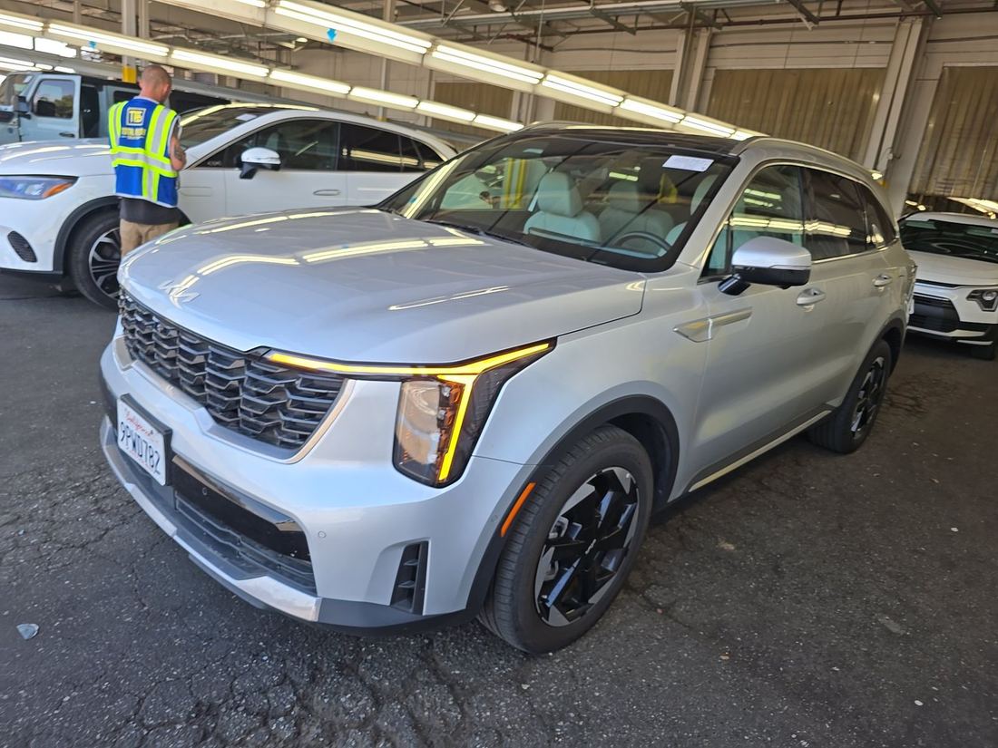 2025 KIA SX-P (AWD)