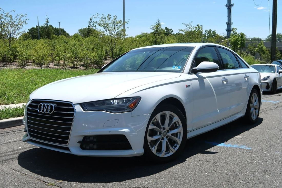 2018 Audi quattro Premium Plus