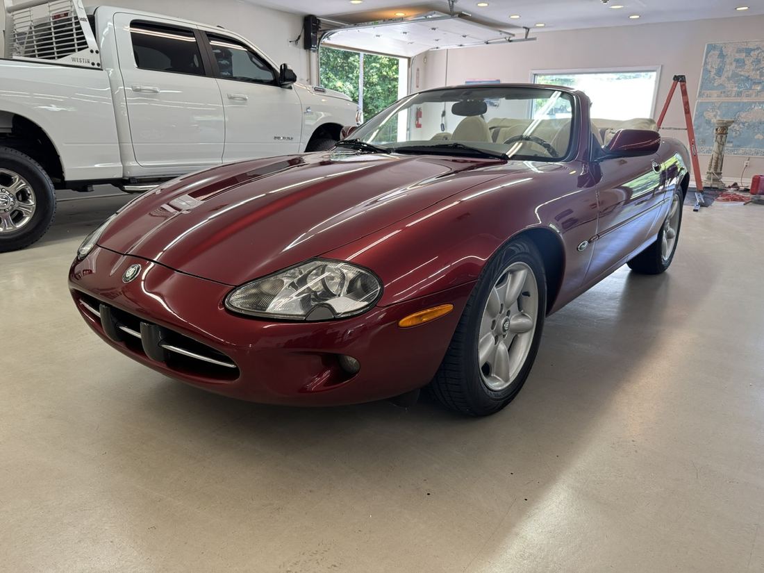 1997 Jaguar XK8