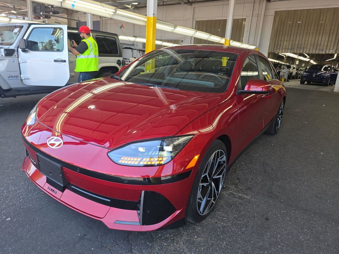 2025 HYUNDAI SEL