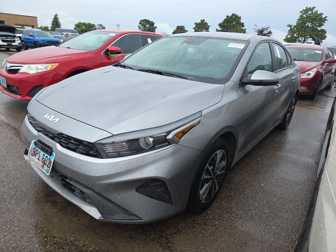 2024 KIA LX, LXS