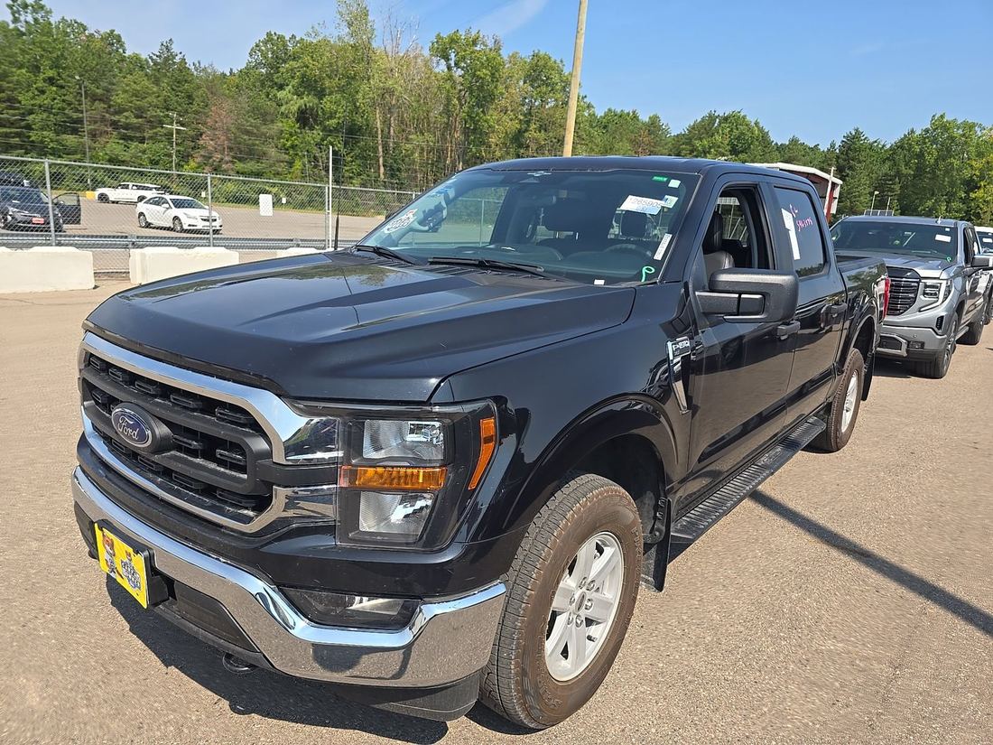 2023 FORD SuperCrew