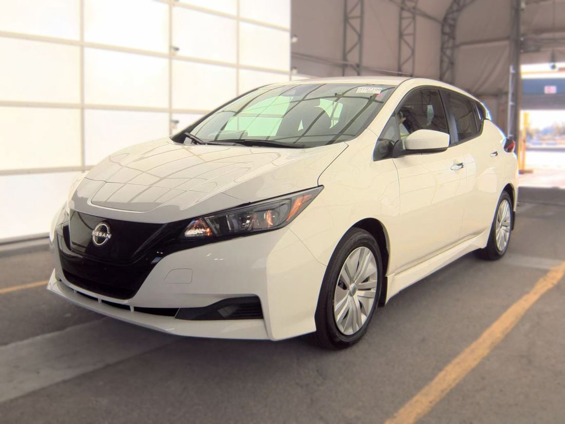 2025 NISSAN S