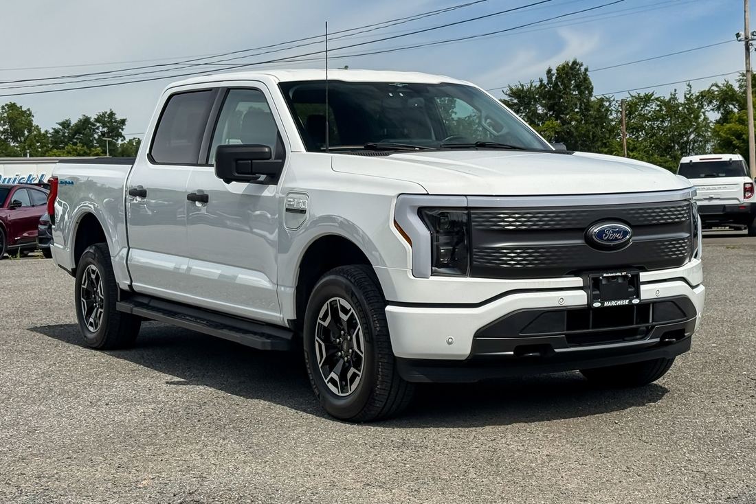 2023 Ford SuperCrew
