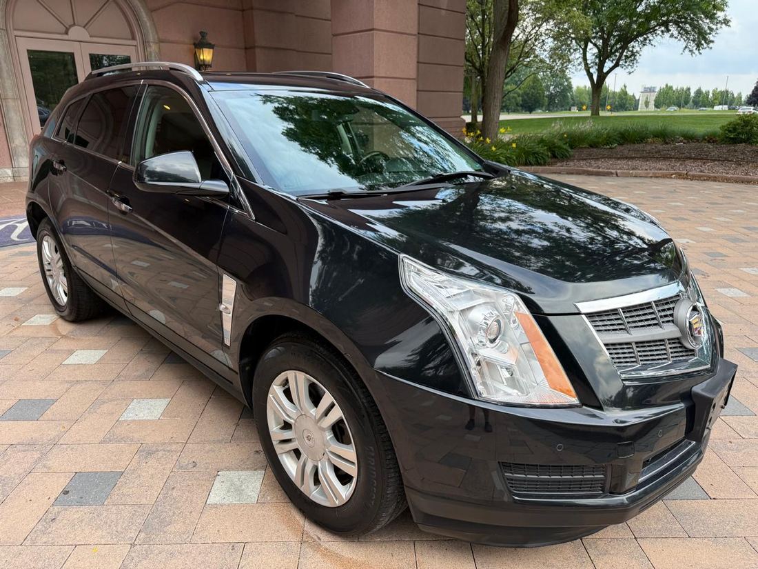 2012 Cadillac Luxury