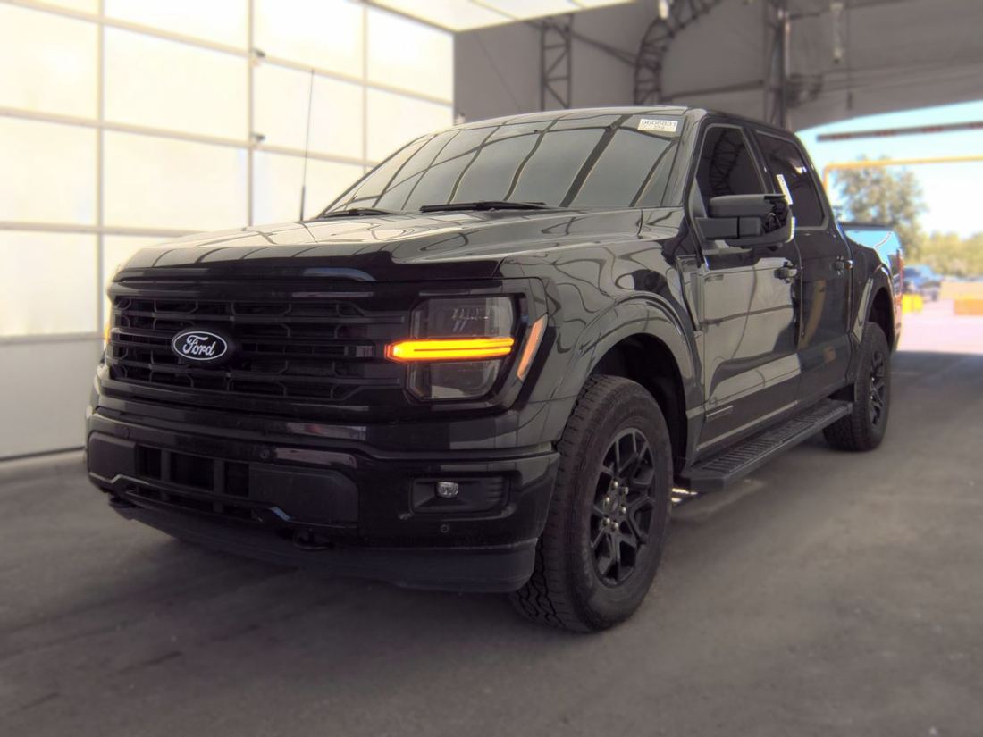 2024 FORD XLT