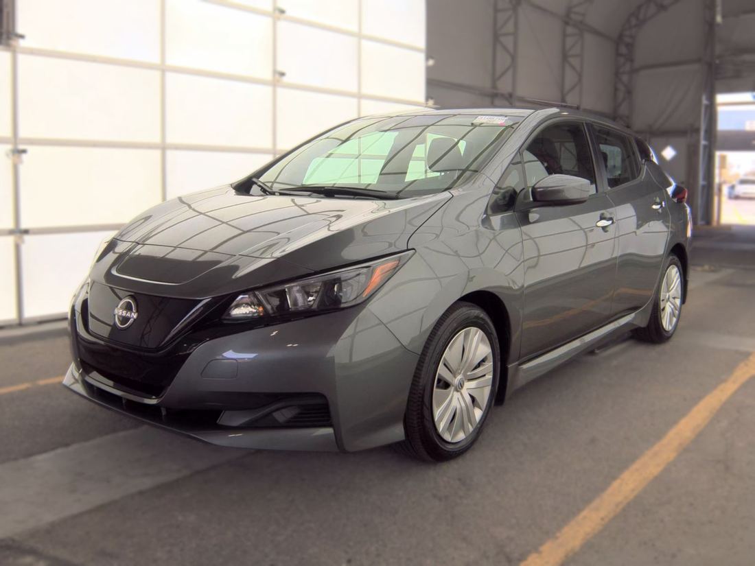 2025 NISSAN S