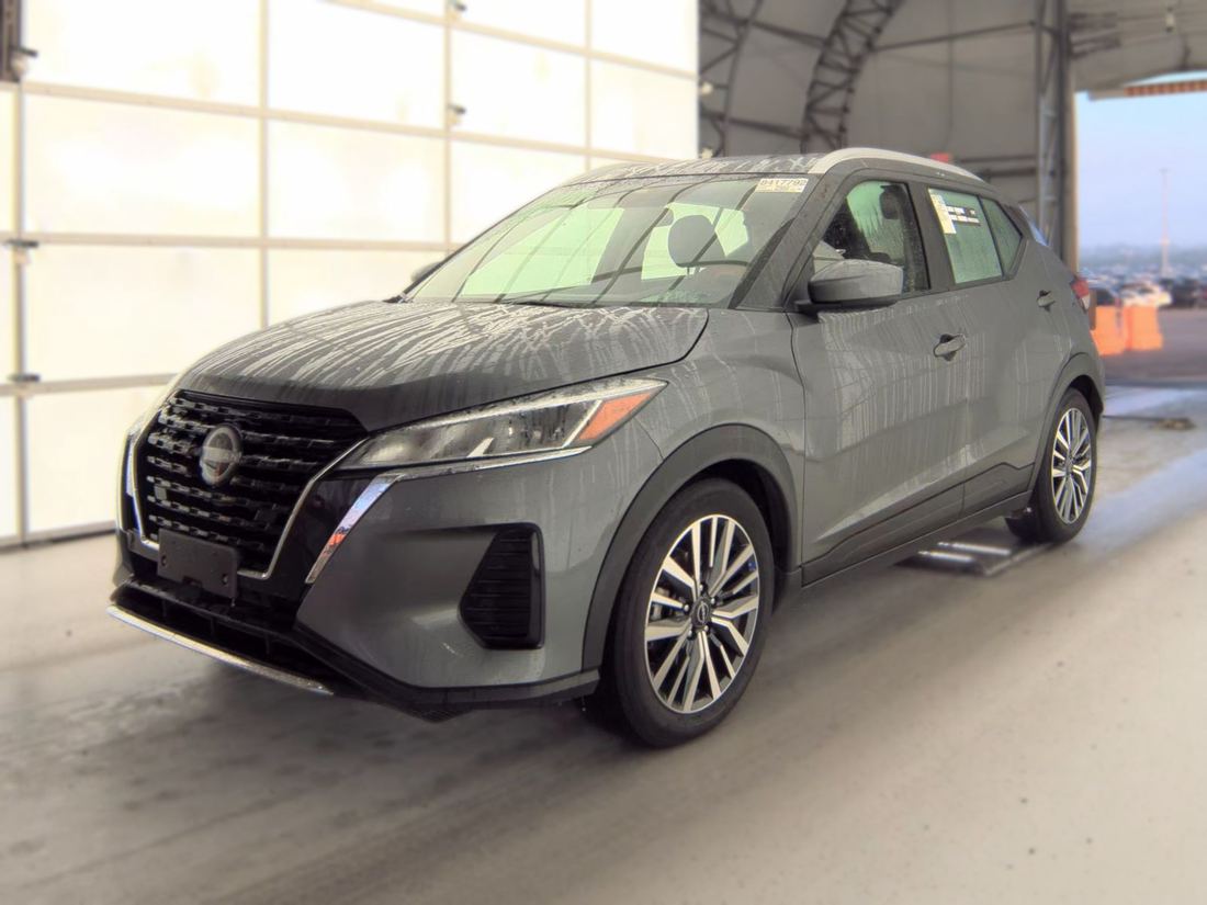 2024 NISSAN SV