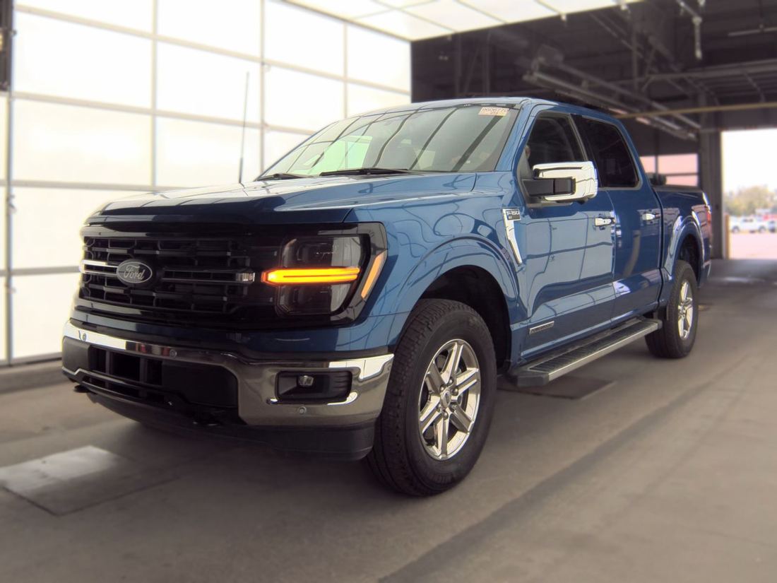 2024 FORD XLT