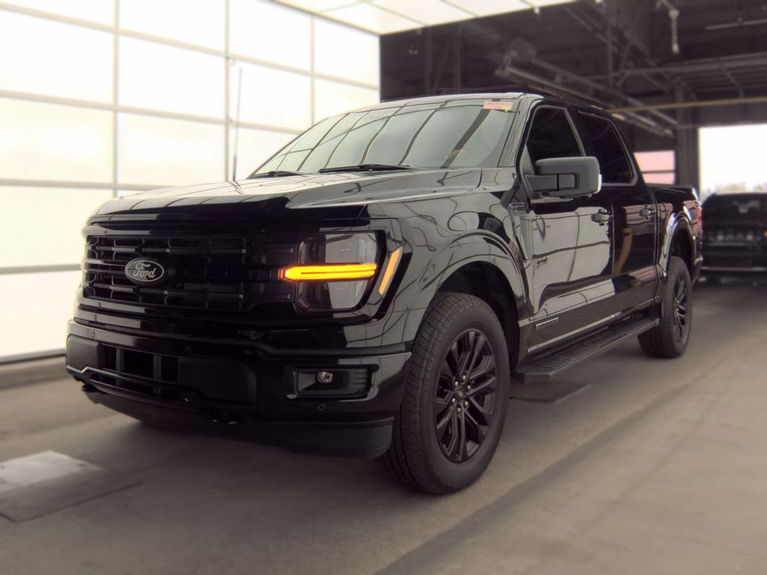 2024 FORD XLT