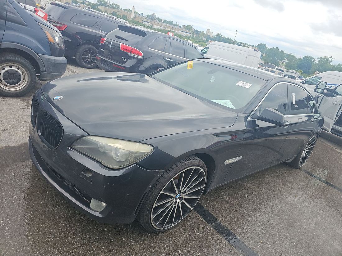2012 BMW 7-series